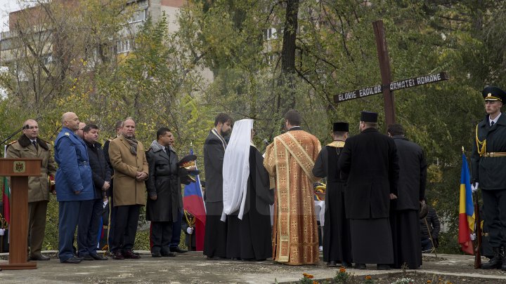 Ziua Armatei Române, sărbătorită la Chișinău (FOTOREPORT)