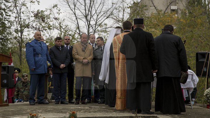 Ziua Armatei Române, sărbătorită la Chișinău (FOTOREPORT)