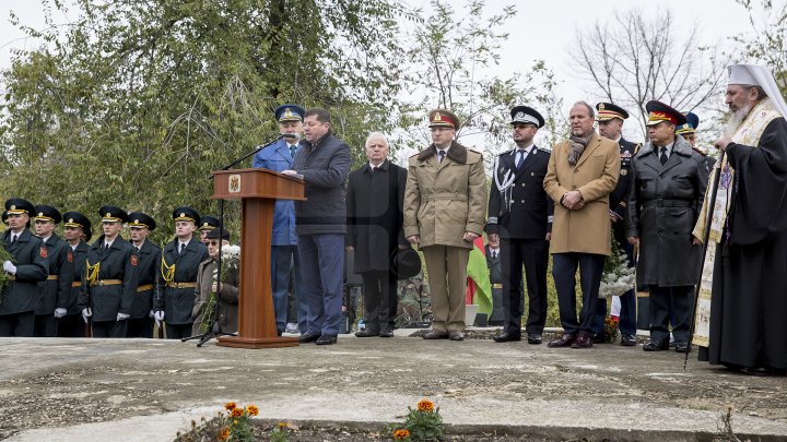 Ziua Armatei Române, sărbătorită la Chișinău (FOTOREPORT)