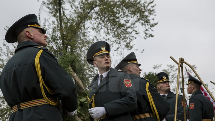 Ziua Armatei Române, sărbătorită la Chișinău (FOTOREPORT)