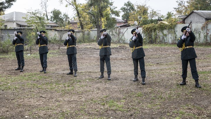 Ziua Armatei Române, sărbătorită la Chișinău (FOTOREPORT)