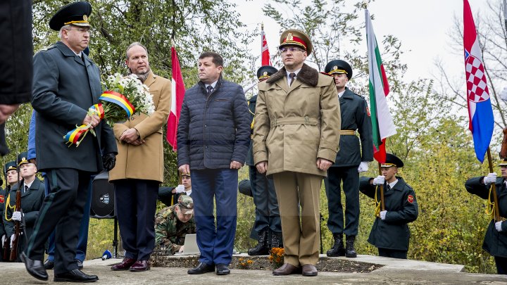 Ziua Armatei Române, sărbătorită la Chișinău (FOTOREPORT)