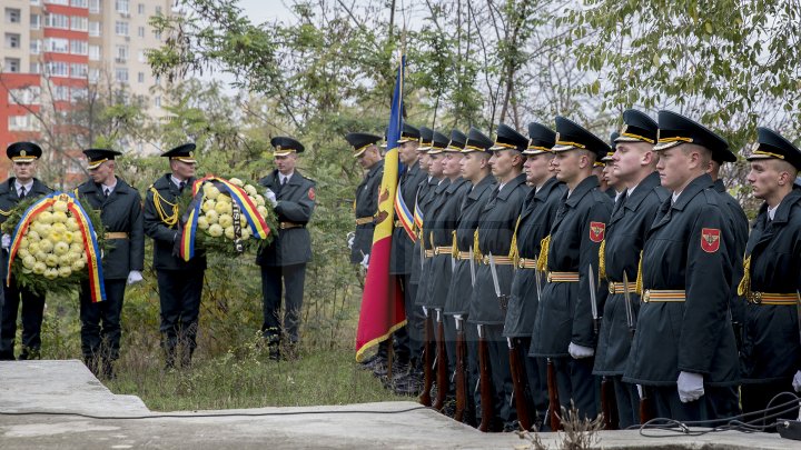 Ziua Armatei Române, sărbătorită la Chișinău (FOTOREPORT)