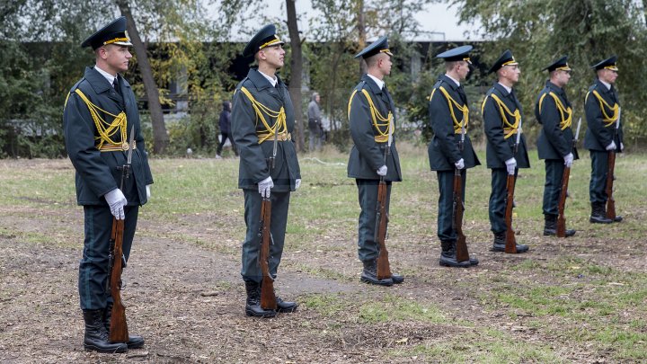 Ziua Armatei Române, sărbătorită la Chișinău (FOTOREPORT)