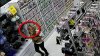 FAPTA RUŞINOASĂ făcută de o tânără într-un magazin din Capitală. Dacă o cunoşti, anunţă imediat Poliţia (VIDEO)
