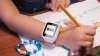 O ţară din Europa INTERZICE smartwatch-urile pentru copii