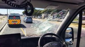 Un băiețel a murit după ce ambulanța care îl transporta la spital a fost jefuită de câţiva oameni înarmați 