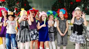 MOŞ CRĂCIUN PLĂTIT SAU GRATUIT? Părinții sunt nemulțumiți de achitarea serviciilor pentru matinee