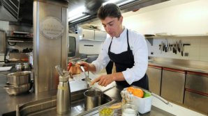 În bucătărie, gustul e totul! Celebrul Jean Sulpice a fost desemnat bucătarul anului în Franţa