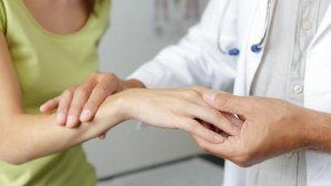 Nu o ignora aceste manifestări! 10 boli neurologice anunțate de amorțeala mâinilor