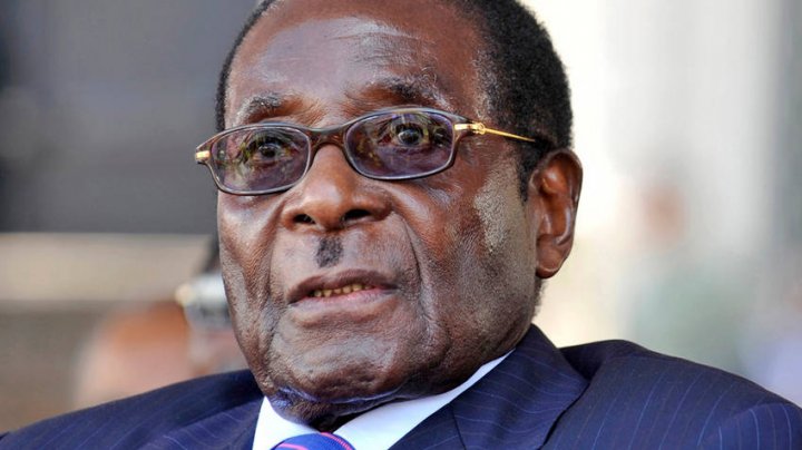 Robert Mugabe a decis să demisioneze din funcţia de preşedinte al statului Zimbabwe