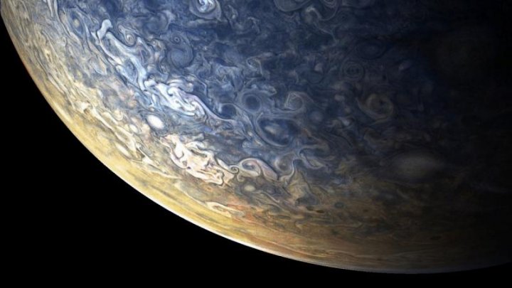 Imagini NEAMAIVĂZUTE cu cea mai mare planetă din sistemul solar, Jupiter (FOTO)