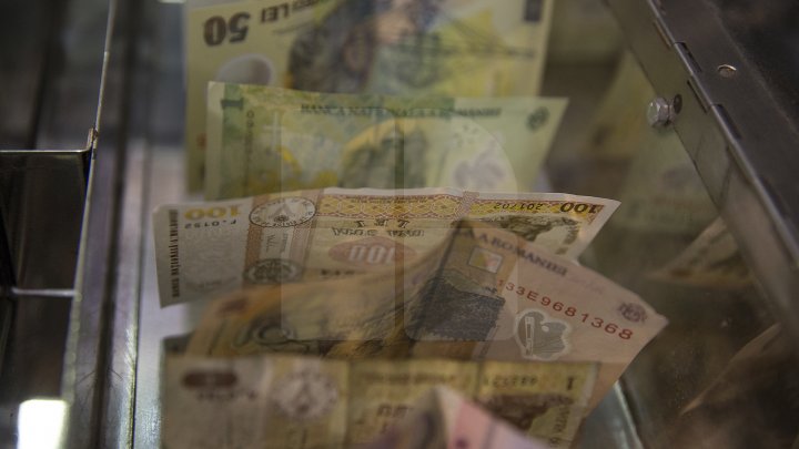 Banii, purtători de infecţii şi pericol pentru sănătatea oamenilor. Un inventator român a creat aparatul de sterilizare a bancnotelor (FOTO)