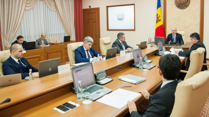 Guvernul a aprobat proiectele de lege pentru ratificarea Acordului privind asistența macrofinanciară de 100 de milioane de euro din partea UE