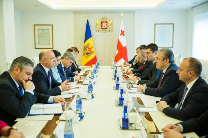 Premierul Filip a avut o întrevedere cu omologul său Giorgi Kvirikashvili: Moldova și Georgia au priorități comune în relația cu UE (FOTO)