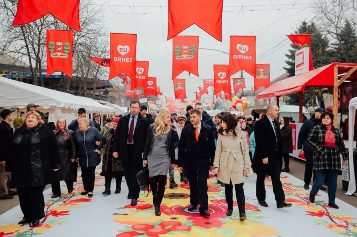 Petrecere mare de hramul Orheiului! 25 de mii de oameni au sărbătorit 463 de ani de la fondarea localităţii (FOTO)