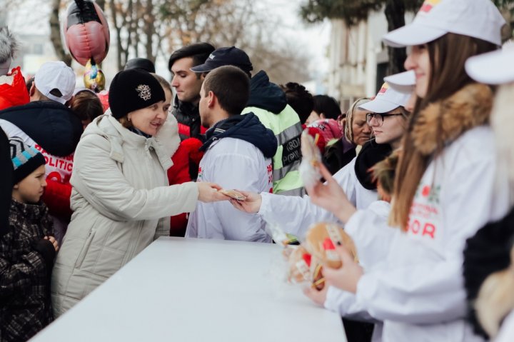 Petrecere mare de hramul Orheiului! 25 de mii de oameni au sărbătorit 463 de ani de la fondarea localităţii (FOTO)