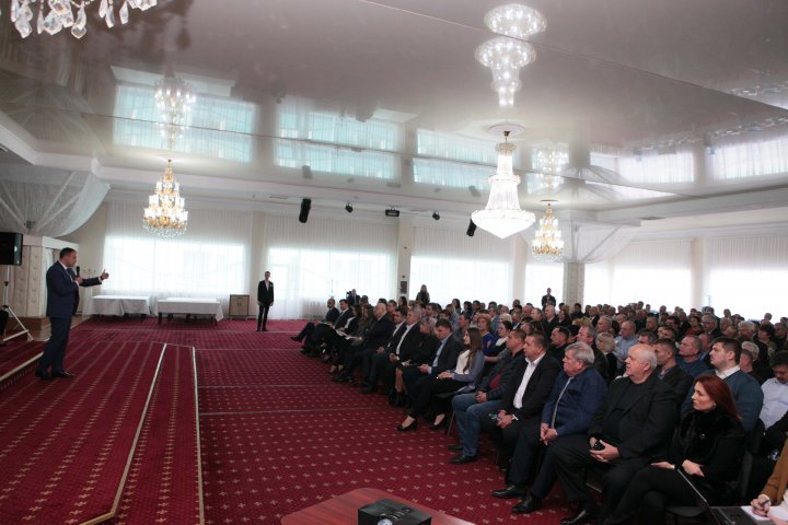 Președintele Parlamentului a prezentat oportunitățile de dezvoltare pentru mediul de afaceri