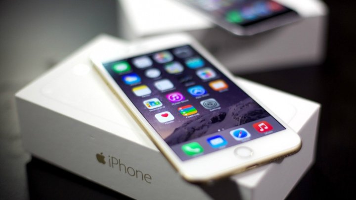 Şi-a cumpărat un iPhone 6 de Black Friday. Este incredibil ce a găsit când a deschis cutia   