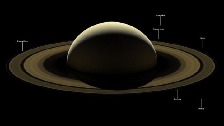 Cum arată ultima fotografie cu Saturn făcută de sonda Cassini, înainte să se prăbușească pe planetă