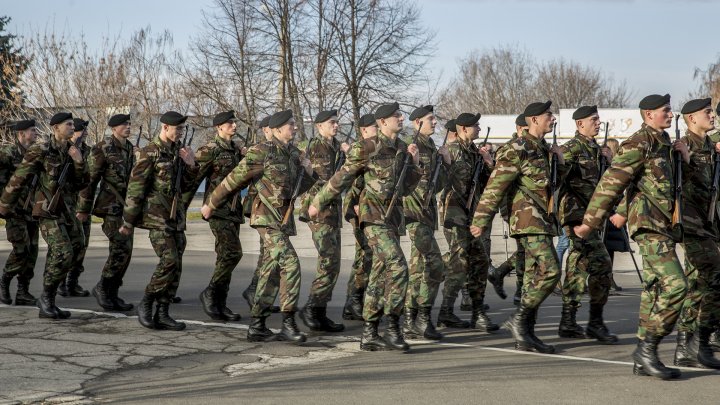 Acestia sunt militarii care vor reprezenta Moldova la parada militara de ziua nationala a romaniei pe 1 decembrie (FOTOREPORT)