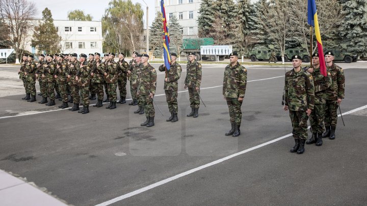 Acestia sunt militarii care vor reprezenta Moldova la parada militara de ziua nationala a romaniei pe 1 decembrie (FOTOREPORT)