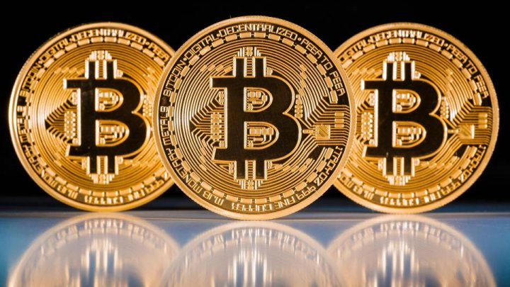 Urcare masivă! Bitcoin a stabilit un nou record, de 6.600 de dolari