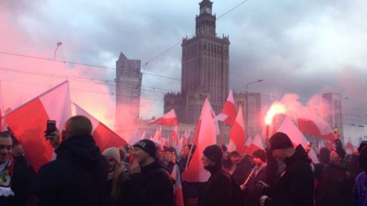 Protest naționalist în Polonia: Europa trebuie să fie albă, rugați-vă pentru un Holocaust islamic