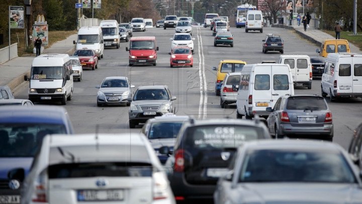 InfoTrafic: Flux majorat de transport în Capitală