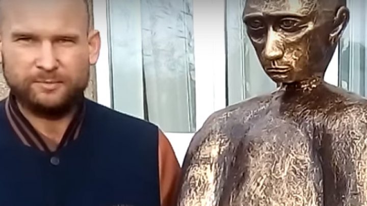 Cea mai stranie statuie a lui Vladimir Putin. Cum l-a sculptat un artist pe liderul de la Kremlin (VIDEO)