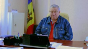 Serghei Pcela şi-a dat demisia şi îl acuză pe Usatîi că problema deşeurilor a apărut din cauza luptei sale politice