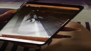 ATENȚIE! IMAGINI CARE VĂ POT AFECTA EMOȚIONAL. Cum s-a luptat prima tânără împinsă în fața metroului