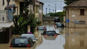 INUNDAŢII ÎN NORDUL ITALIEI: Peste o mie de oameni, evacuaţi