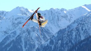Spectacol la Cupa Mondial de schi freestyle. Oscar Wester şi Tess Ledeux au executat cele mai riscante sărituri 