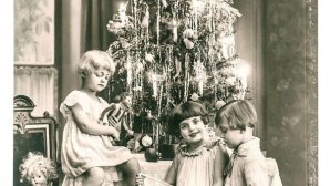 Magia sărbătorilor. Ce lucruri haioase se puneau pe vremuri în pomul de Crăciun