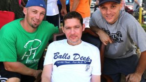 Omul care a lansat provocarea Ice Bucket a murit răpus de scleroză laterală amiotrofică