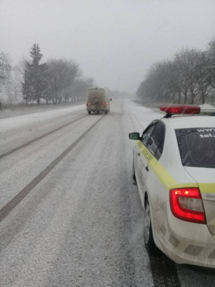 Atenție, șoferi! Precipitații sub formă de lapoviță în raioanele din nordul țării (FOTO)