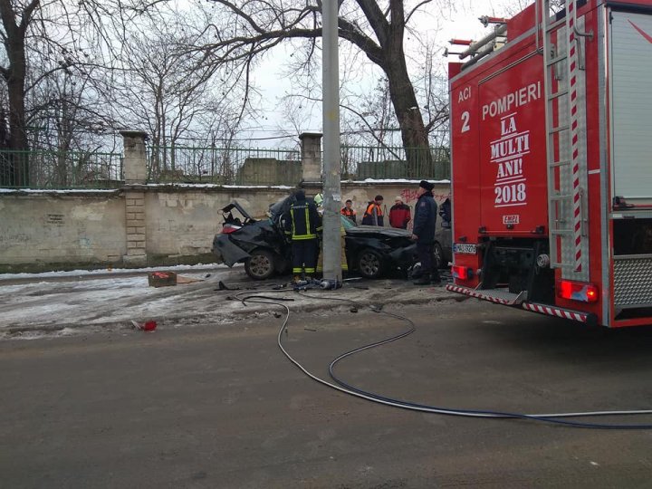 Dimineaţă cu ghinion. Trei accidente rutiere, înregistrate în Capitală