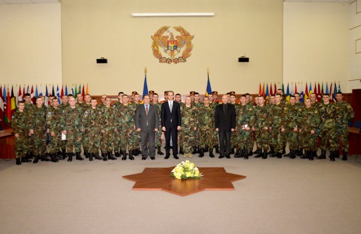 Cel de-al şaptelea contingent al Armatei Naţionale, detaşat în Misiunea KFOR, la 2 iunie 2017, a revenit în Moldova