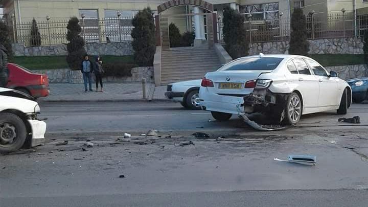 ACCIDENT GRAV pe strada Calea Orheiului. Poliţia, la faţa locului. În zonă s-au format ambuteiaje (FOTO)