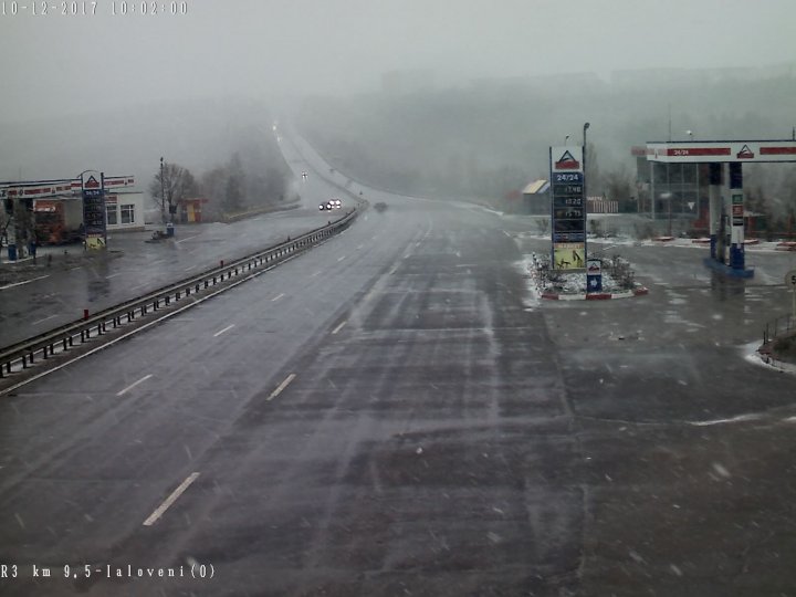 NINGE ÎN MOLDOVA! Cum se circula pe șosele din țară (GALERIE FOTO)