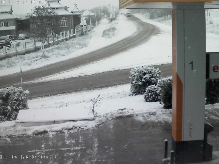 NINGE ÎN MOLDOVA! Cum se circula pe șosele din țară (GALERIE FOTO)