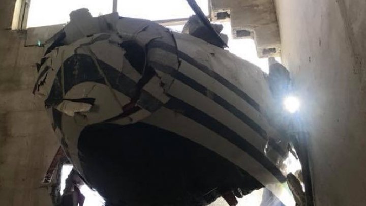 ACCIDENT PROVOCAT DE VÂNT. Un avion a lovit o clădire pe aeroportul din Malta (VIDEO)