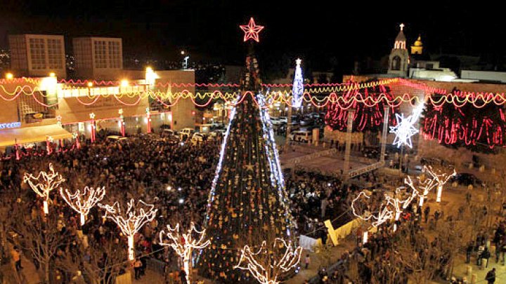 FEERIE DE CRĂCIUN ÎN PALESTINA. Sute de copii s-au bucurat de un spectacol de Crăciun