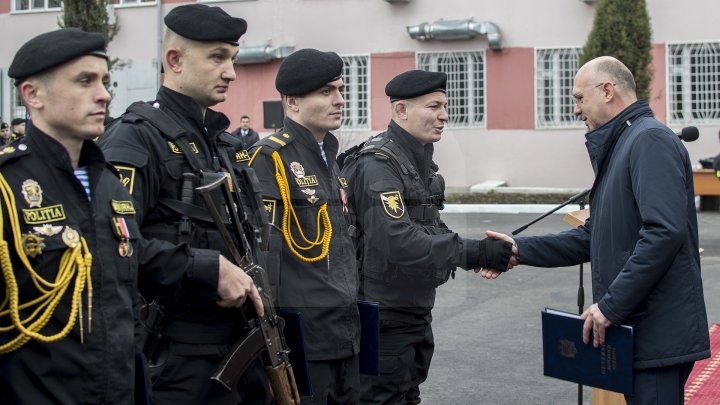 Brigada de poliţie cu destinaţie specială "Fulger" a marcat 26 de ani de la fondare (FOTOREPORT)