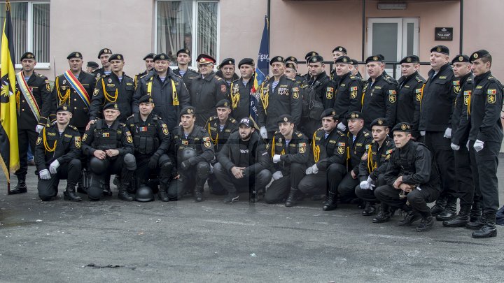 Brigada de poliţie cu destinaţie specială "Fulger" a marcat 26 de ani de la fondare (FOTOREPORT)