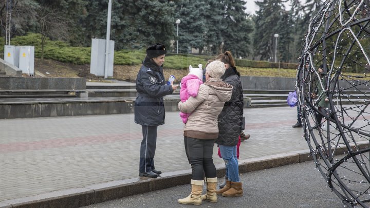 MĂSURI SPORITE DE SĂRBĂTORI. Trei mii de poliţişti vor asigura ordinea publică