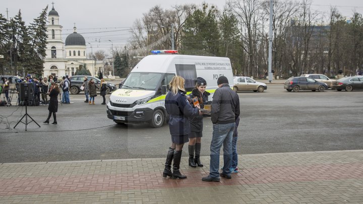 "Vacanța de iarnă, în siguranță". Recomandările poliţiştilor