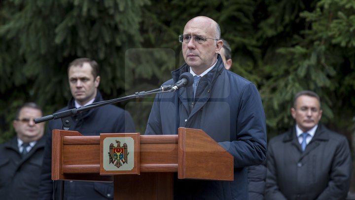 Al optulea contigent de militari moldoveni pleacă în Kosovo. Pavel Filip: E un motiv de mândrie pentru întreaga noastră societate (FOTO)