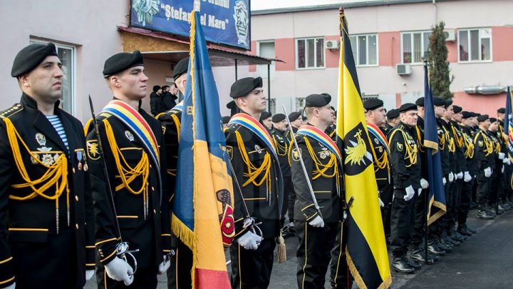 Brigada de poliţie cu destinaţie specială "Fulger" a marcat 26 de ani de la fondare (FOTOREPORT)